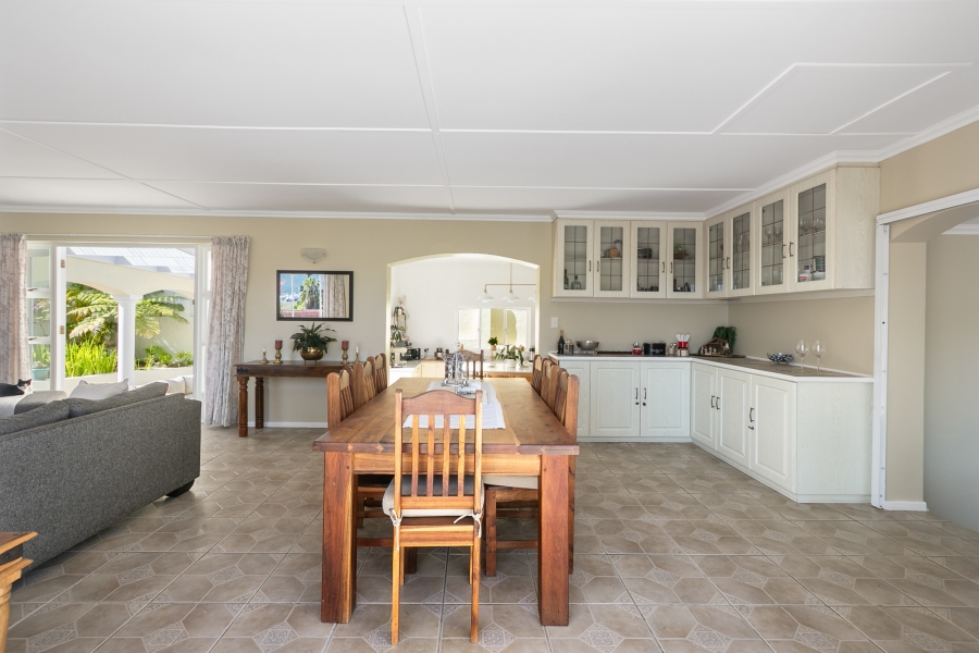 3 Bedroom Property for Sale in Costa Sarda Western Cape